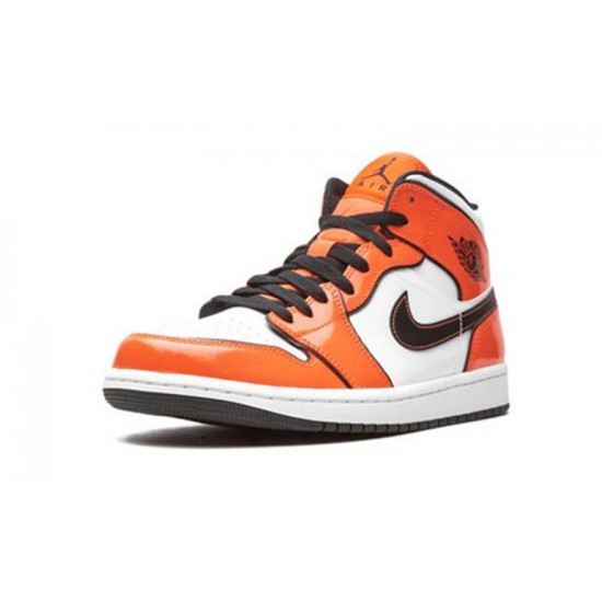 Jordans 1 Mid SE “Turf Orange” DD6834 802 Orange Jordan Sko