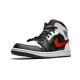 Jordans 1 Mid Chile Red Black 554724 075 sort Jordan Sko