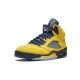 Jordans 5 Michigan AMARILLO CQ9541 704 Amarillo Jordan Sko